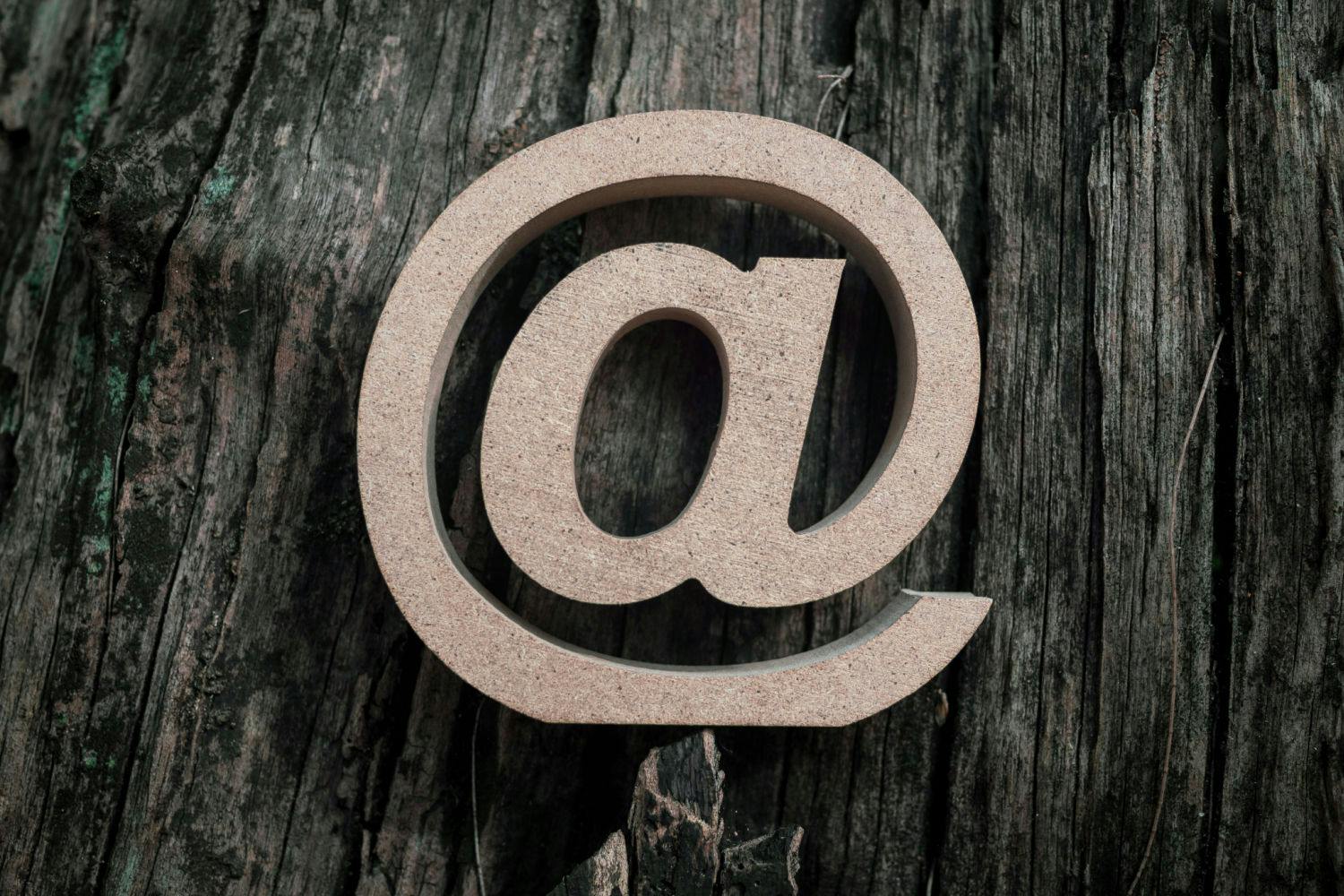 @ Sådan laver du @ på pc og Mac